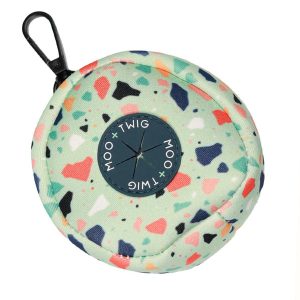 Moo+Twig Dog Poop Bag Pouch (Wild Walkies)