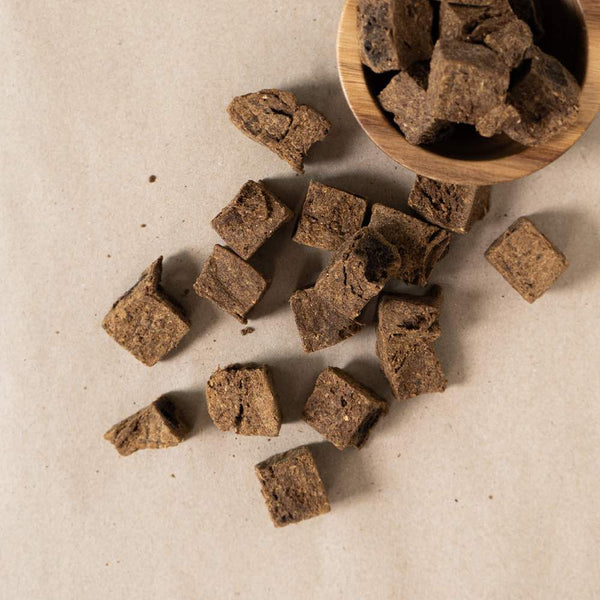 earthmade-free-range-grass-fed-beef-cheese-chunk-air-dried-dog-treat-150g-closeup.jpg