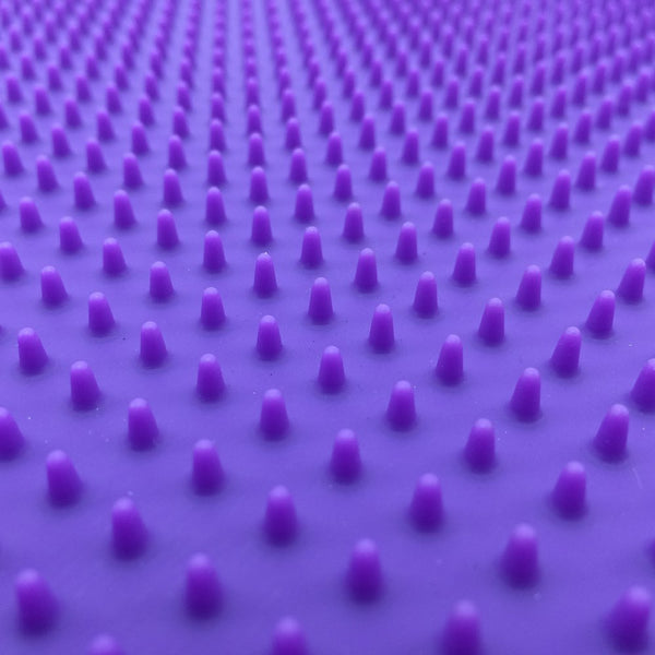 messy-cats-silicone-litter-mat-with-soft-graduated-spikes1.jpg